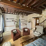 La Maison Du Bec En Normandie Holiday home *