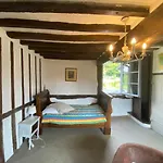 Holiday home La Maison Du Bec En Normandie Le Bec-Hellouin